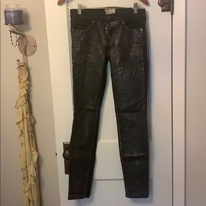 2/$20 current Elliot black snake coated jean sz 27